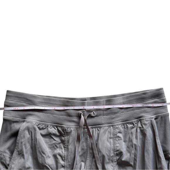 RARE Lululemon Dance Studio Jogger 28” – Half Moon Color, Size 10 (Like New) - Picture 11 of 13